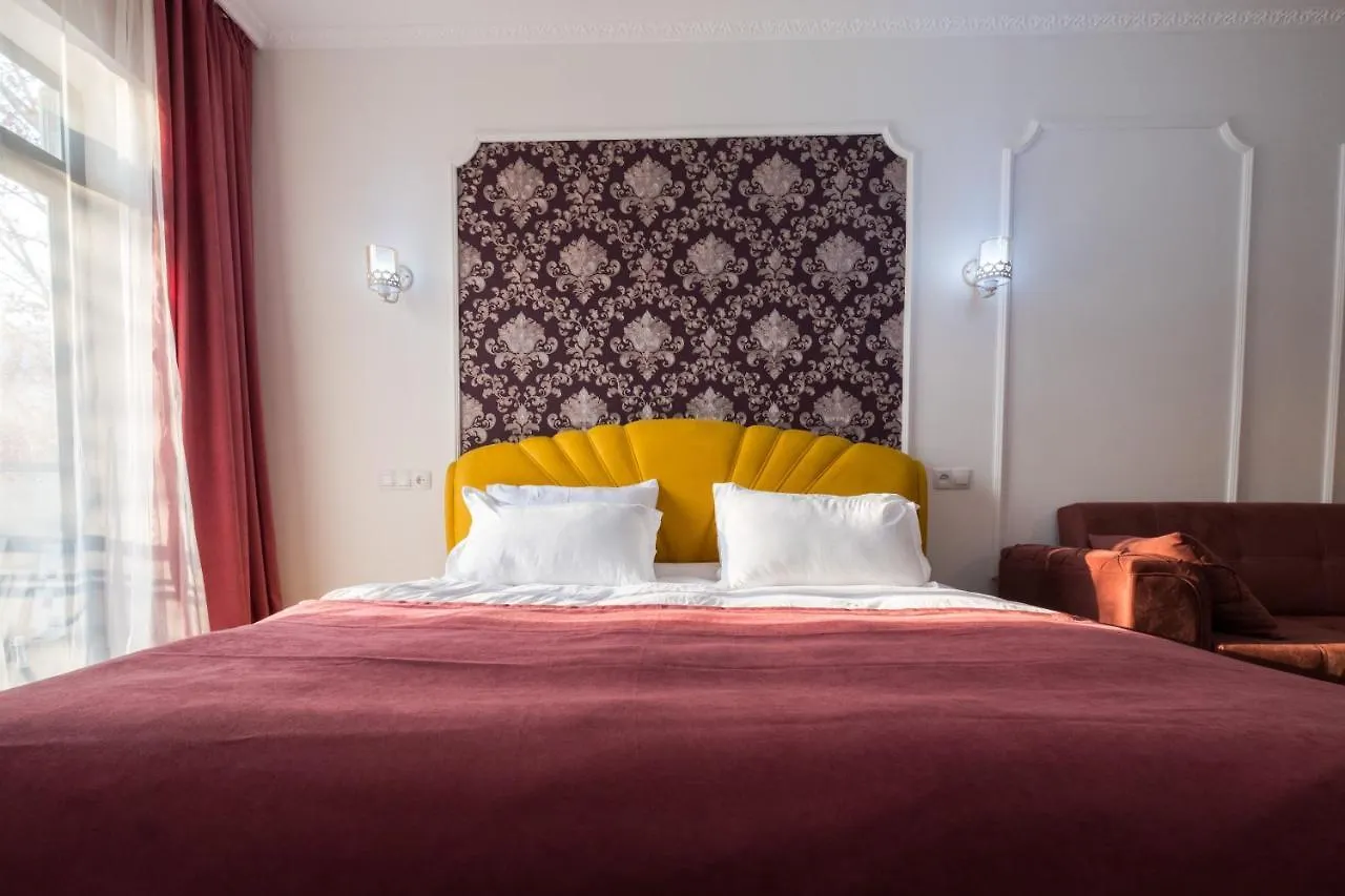 Iren River Side Apartments تبليسي 0*,