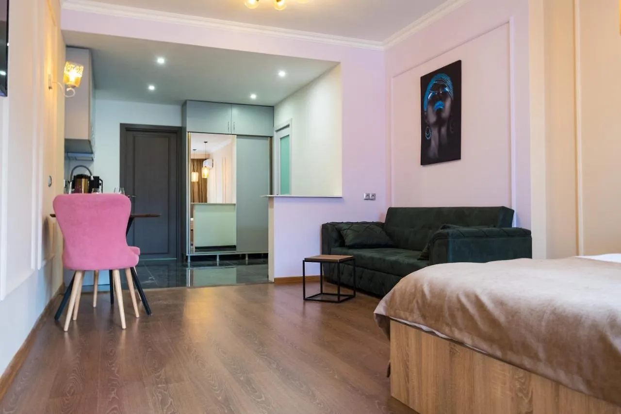 Iren River Side Apartments تبليسي جورجيا